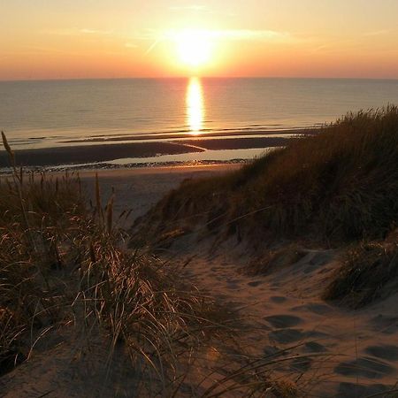 Strand83 Egmond aan Zee Luaran gambar